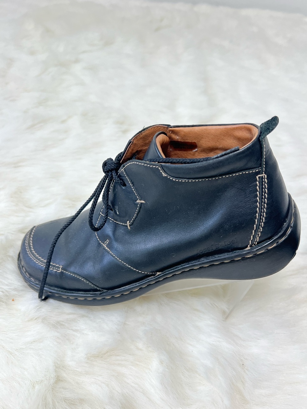 Josef Seibel Leather Chukka Ankle Boots women’s size 37 /Us6.5 Made in Bulgarian